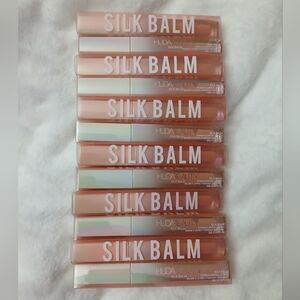 Huda Beauty Silk Balm Hydra-Plumping Lip Balm